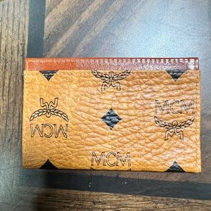 NWT MCM Leather Card Holder